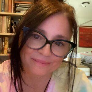 Meet your Posher, Karen